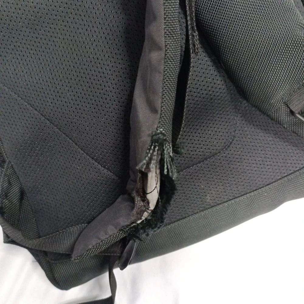 Tumi Alpha Black Ballistic Nylon Commuter Laptop Backpack **READ** s9